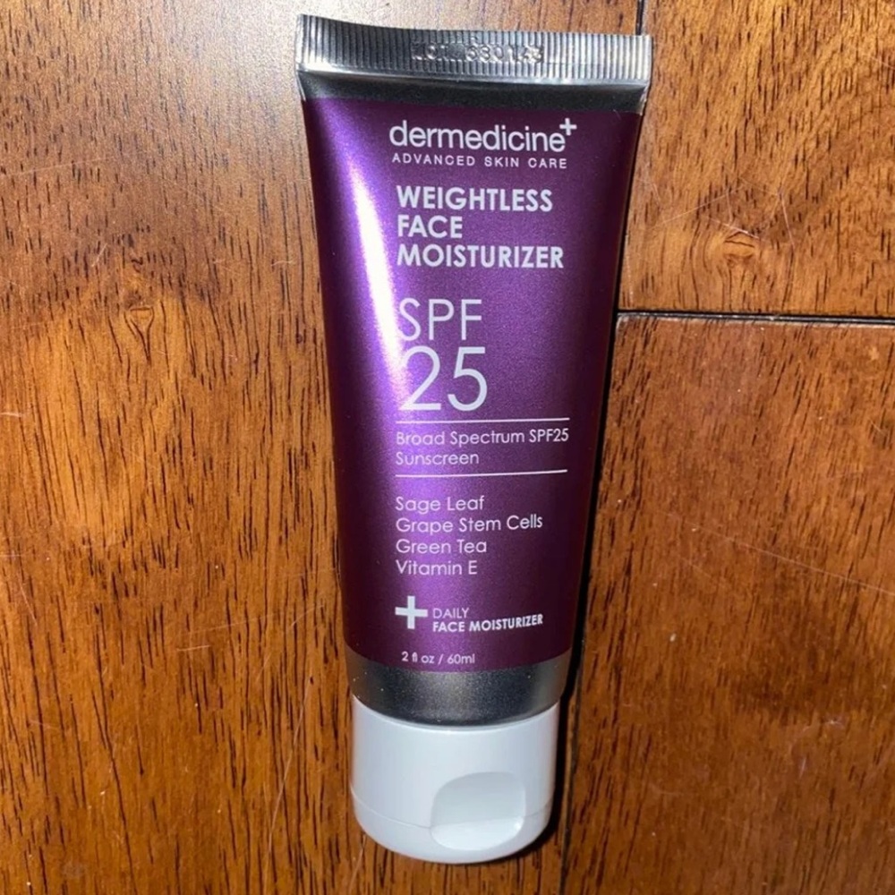 Moisturizer with sunscreen